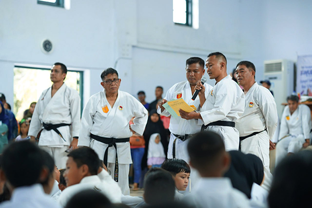 Kegiatan ini untuk melaksanakan latihan bersama dan melaksanakan ujian kenaikan tingkat atau sabuk karate.