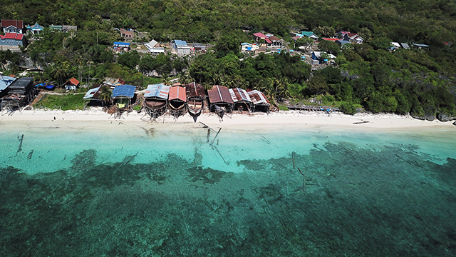 Kawasan pembuatan kapal Pinisi di Tanjung Bira Kabupaten Bulukumba, Sulawesi Selatan.