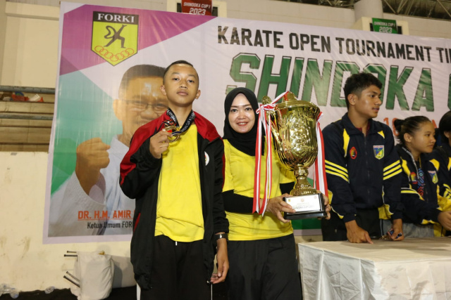 INKAI Sulsel menggelar kejuaraan Karate Open Tournament tingkat nasional dan Festival Shindoka Cup I 2023 di JK Arenatorium GOR Unhas.