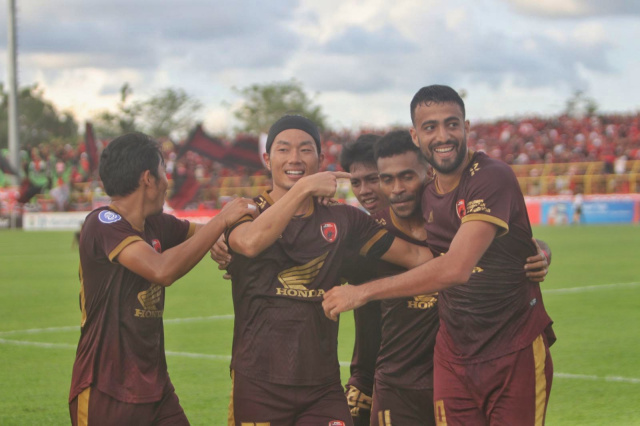 PSM Makassar berhasil mengatasi perlawanan Bhayangkara FC.