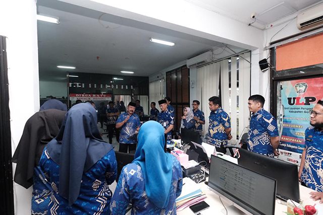 Sidak ini dilakukan untuk memastikan bahwa ASN Pemkab Gowa tetap masuk kantor dan menjalankan tugasnya selama Ramadan.