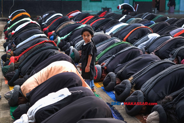 Shalat Idul Fitri Jamaah An Nadzir di Gowa