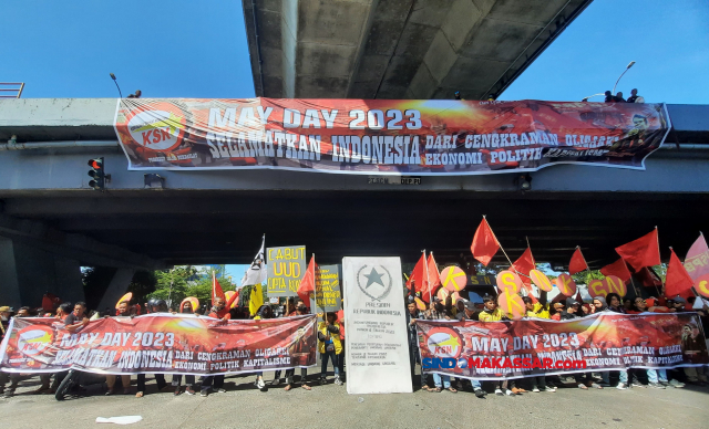 Aksi Hari Buruh Internasional di Makassar