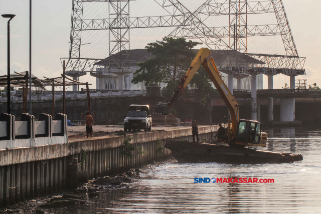 Nantinya, di arah selatan Pantai Losari akan dibuatkan jembatan Right Of Way (ROW) sepanjang 56 meter, menyambung akses ke stadion Barombong.