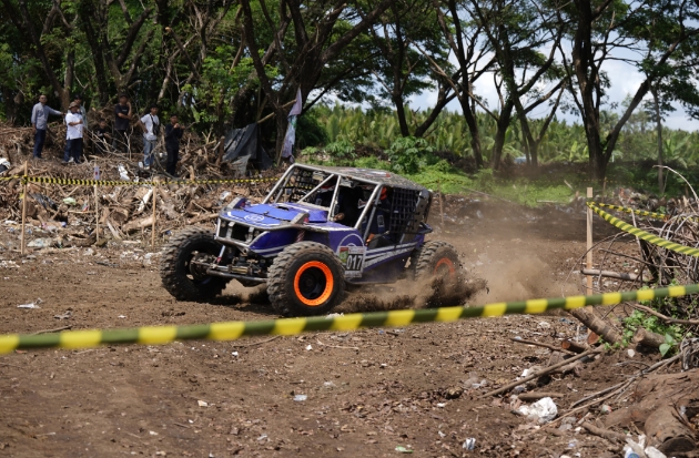 Lintasan balapan offroad di kawasan BWP dinilai sangat menantang dan seru. Mulai dari jalanan yang menanjak hingga berlumpur, bahkan berair.