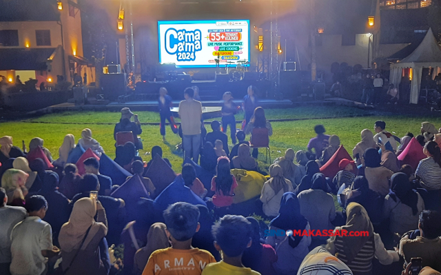 Suasana pengunjung event Ca’ma-Ca’ma 2024 di Fort Rotterdam, Makassar.