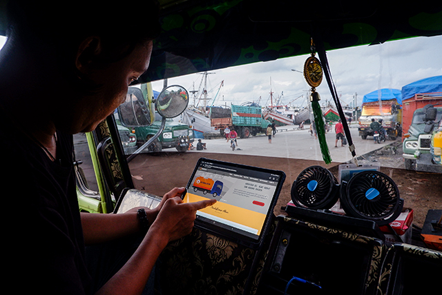 FOTO: Kemenhub Terus Dorong Digitalisasi di Sektor Transportasi