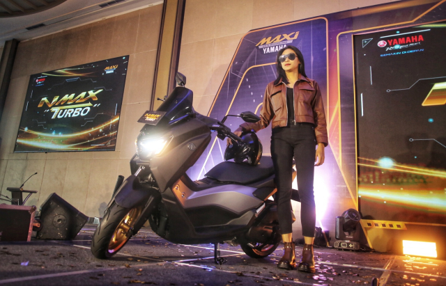 FOTO: Yamaha NMAX Turbo Resmi Mengaspal di Kota Makassar