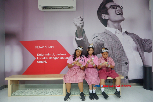 PT Bank CIMB Niaga Tbk. (CIMB Niaga) menggelar program literasi keuangan Tour de Bank (TDB) bagi 200 siswa sekolah dasar dari 4 sekolah yang bertempat di Kantor Cabang CIMB Niaga Syariah Jalan Veteran Selatan, Makassar.