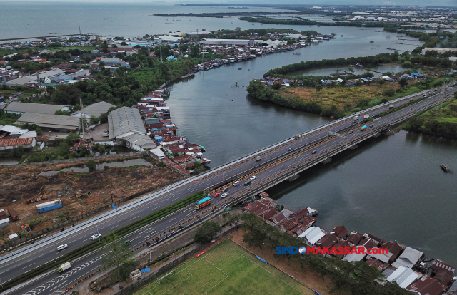 Jalan Tol MNP terhubung dengan Bandara Internasional Sultan Hasanuddin, Kawasan Industri Makassar (KIMA) dan Pelabuhan Soekarno Hatta.