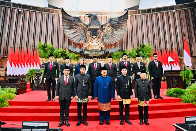 Presiden Prabowo Subianto memberikan penghormatan dan apresiasi kepada para pahlawan dan pemimpin bangsa terdahulu yang telah berjasa membangun Indonesia.