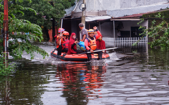 Banjir Makassar Rendam 3 Kecamatan