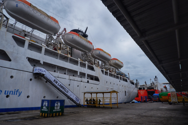 Peninjauan ini bertujuan memastikan kesiapan sarana dan prasarana, termasuk kelayakan kapal serta koordinasi para pemangku kepentingan di pelabuhan, dalam menghadapi musim mudik Idulfitri 1446 H.