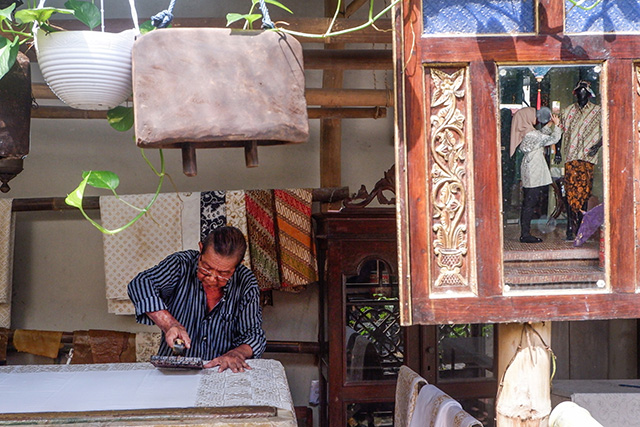 Kolaborasi Tradisi dan Teknologi di Kampung Batik Kauman