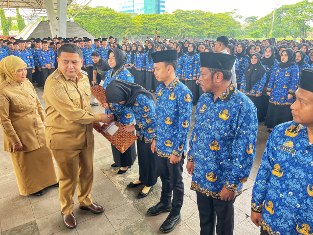 Pengangkatan yang dirangkaikan dengan pengambilan sumpah jabatan tahun 2025. Prosesi ini digelar di Lapangan Karebosi, Makassar, pada Senin (23/6/2025).