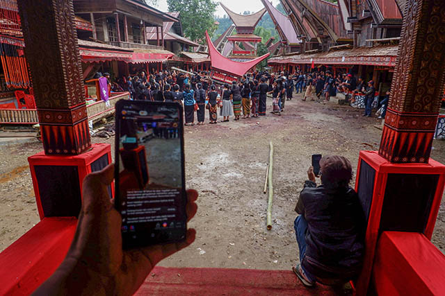 Merangkai Tradisi dan Teknologi Rambu Solo Toraja dalam Genggaman Digital bersama SIMPATI Baru