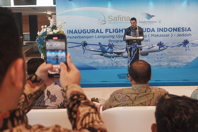 CEO Safina Travel, Muhammad Umar Bakadam, menyebut peluncuran ini sebagai momen penting dalam upaya mendekatkan layanan umrah kepada masyarakat luar Jawa.