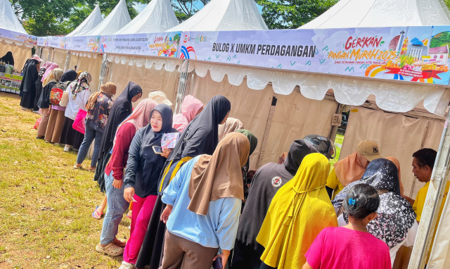 Dalam rangka memperingati Hari Ulang Tahun (HUT) ke-418 Kota Makassar, Dinas Ketahanan Pangan Kota Makassar menggelar Gerakan Pangan Murah yang akan dilaksanakan di Lapangan Bitowa, Kecamatan Manggala.