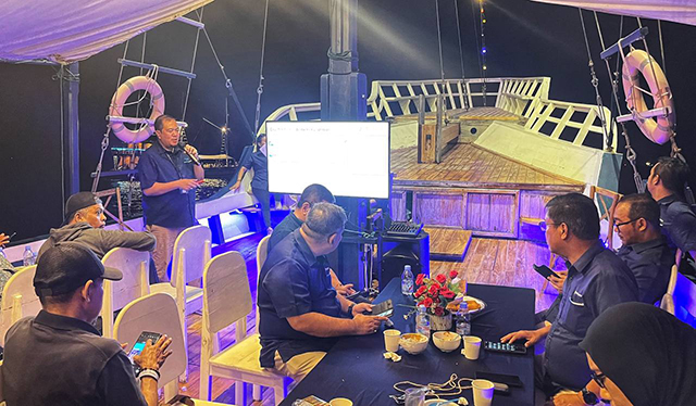 PT Pelindo Jasa Maritim menghadirkan 36 jurnalis dalam kegiatan ini, yang menjadi ajang silaturahmi sekaligus penyampaian informasi mengenai kinerja perusahaan pasca-merger Pelindo.