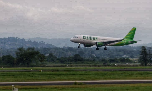Lonjakan penumpang diikuti dengan kenaikan frekuensi penerbangan. Tercatat, pergerakan pesawat hari ini mencapai 260 penerbangan.