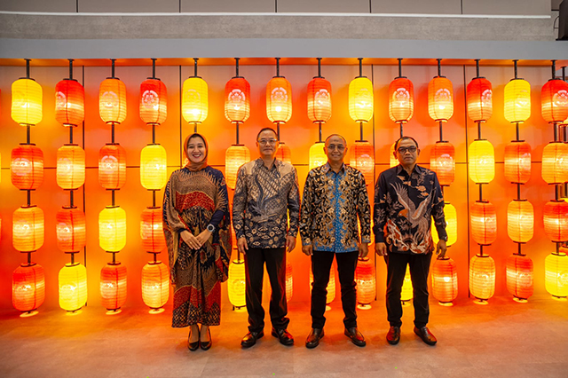 Regional Corporate Officer Danamon wilayah Jawa Timur, Solaiman Widjaja, mengatakan kehadiran Danamon, Adira Finance, dan MUFG bertujuan menghadirkan solusi keuangan yang mudah, lengkap, dan sesuai kebutuhan masyarakat.