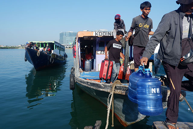 Kapal Rakyat Jadi Andalan Mobilitas Warga Kepulauan Makassar