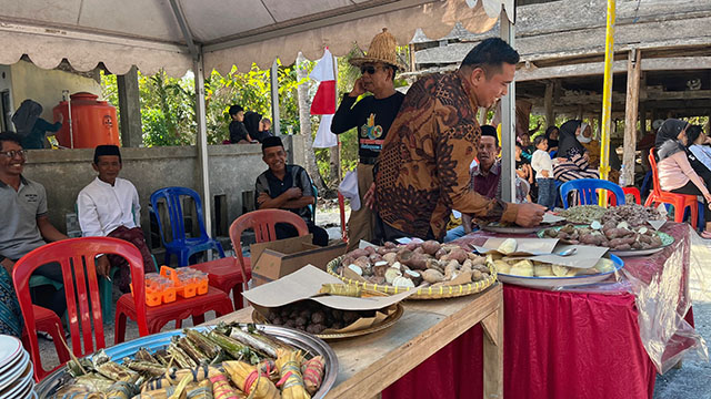 Beragam olahan pangan lokal disajikan dalam Festival Selayar Tempo Doeloe 2026 di Dusun Tajuiya.